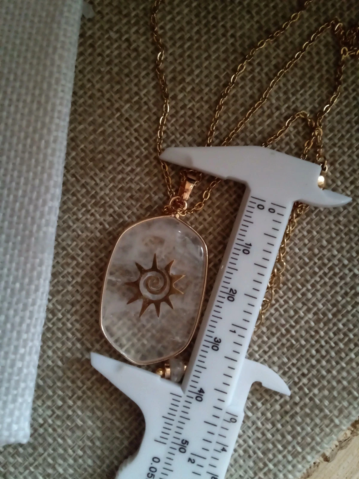 Collar de cristal de cuarzo con sol bohemio – photo 4